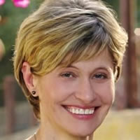 Mary-Genevieve-Neurology-Expert-Photo.jpg